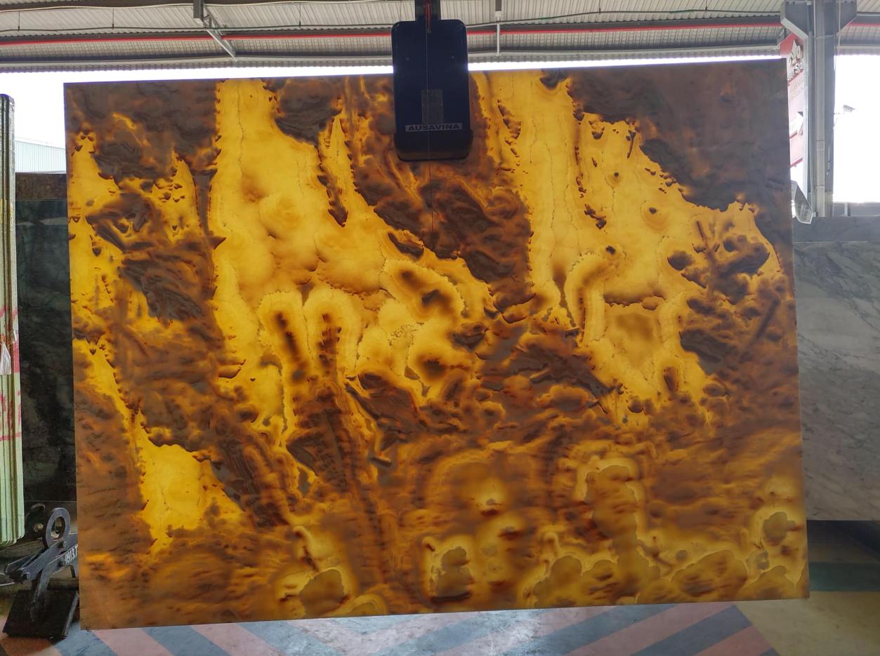 Tranh đá Onyx là gì